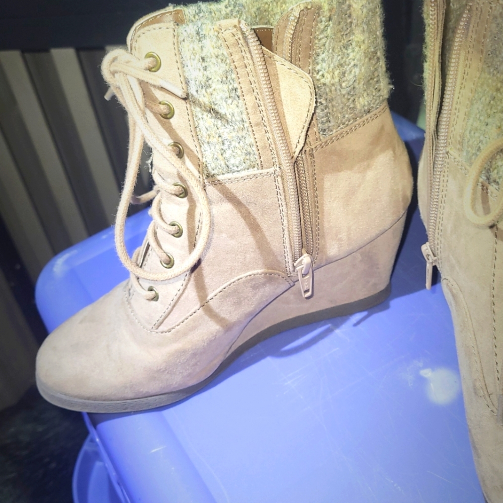Bootie wedges tan used 2 times